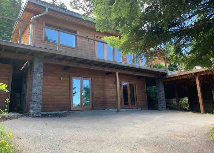 Boutique Alpine With Panoramic Views
